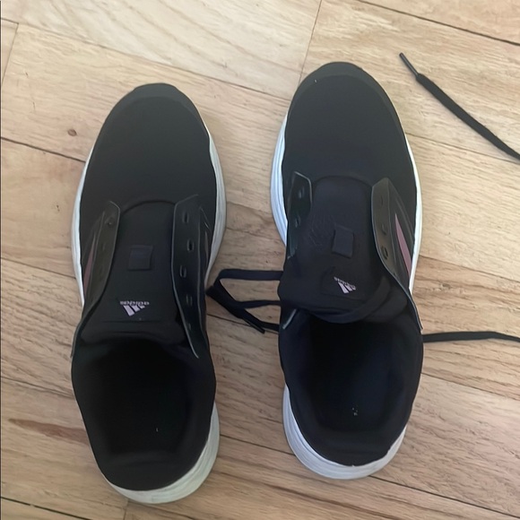 Adidas Womens Black Athletic Shoes - Picture 1 of 3